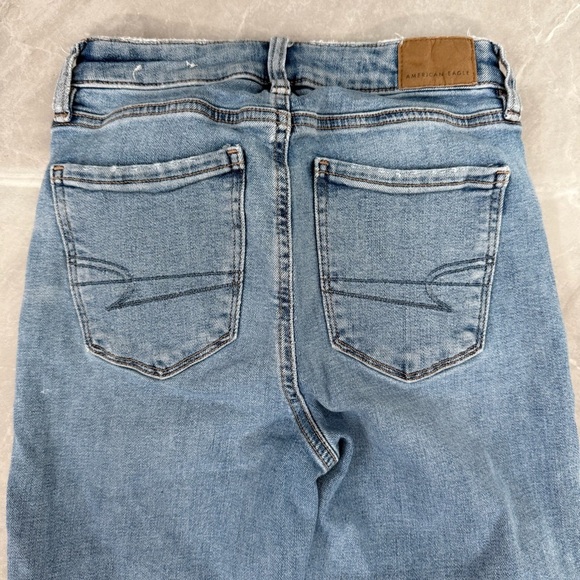 Women’s American Eagle Slim Straight Super Stretch Frayed Hem Jeans Size 00 - Picture 8 of 16